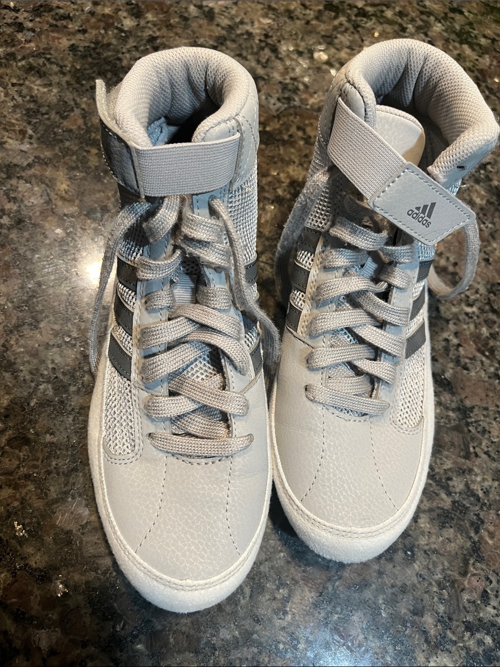 adidas Kids High-Top Sneakers in Light Gray with Dark Gray Stripes